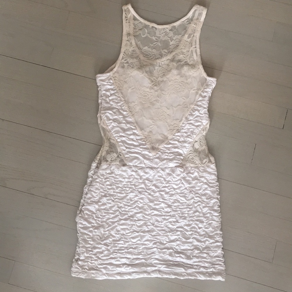 Mini dress - Picture 3 of 3